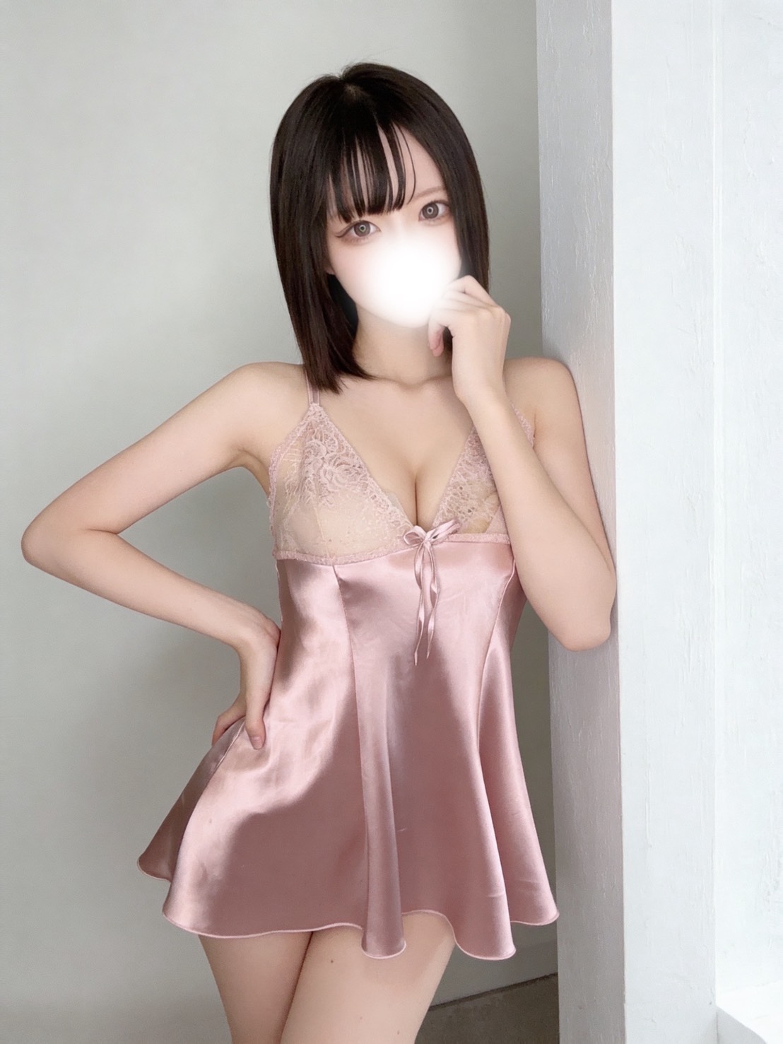鷲見　れいな